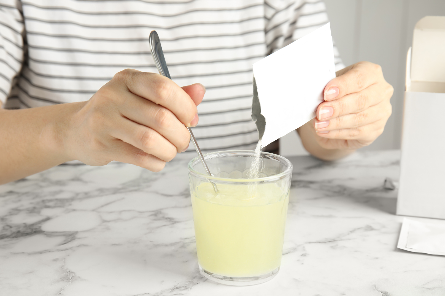 Sachets with powder supplement.