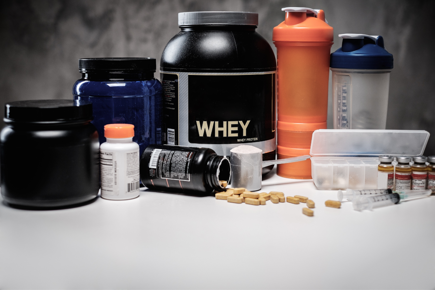 Various types of bodybuilding supplements.