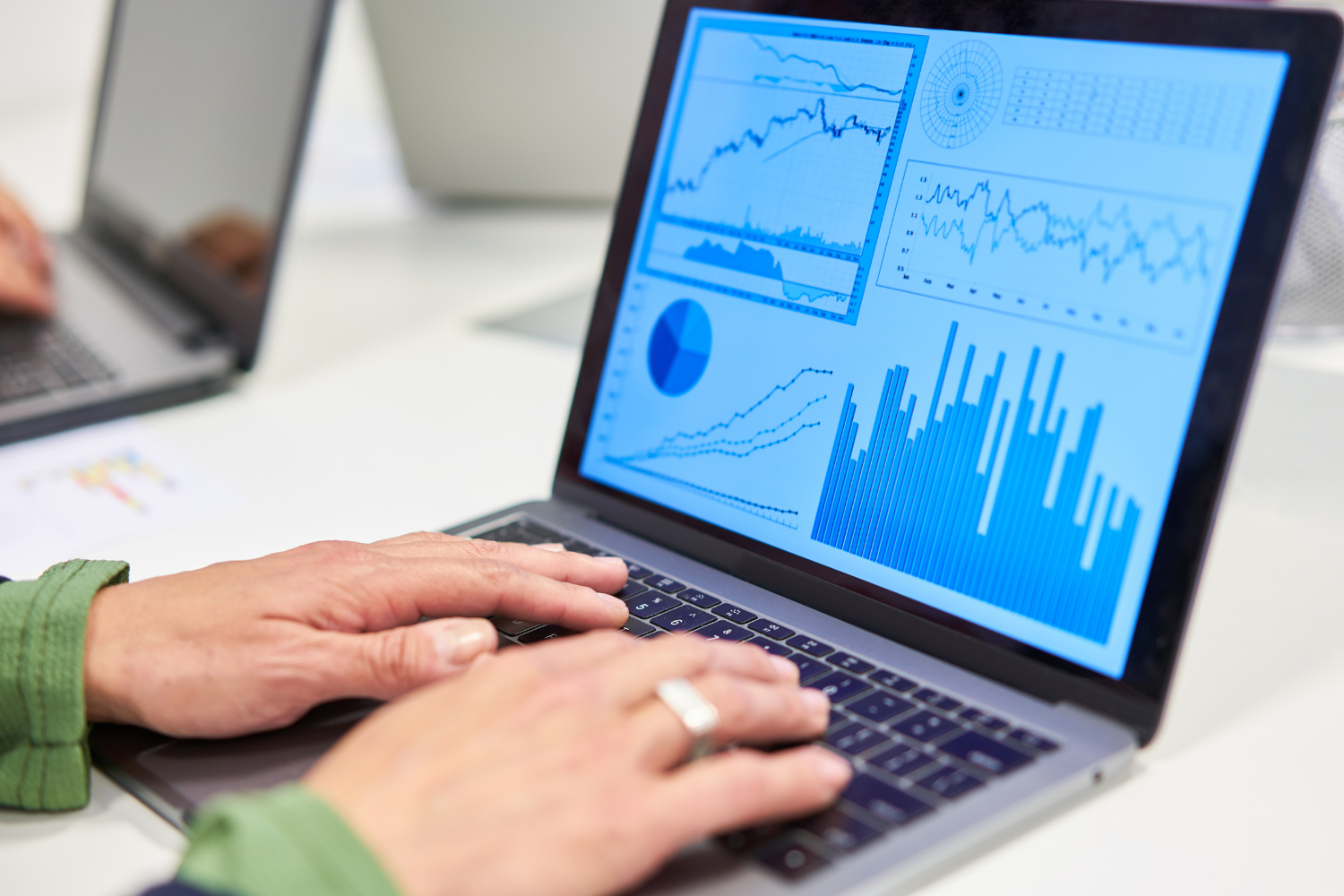 Creating a business plan strategy on a laptop.