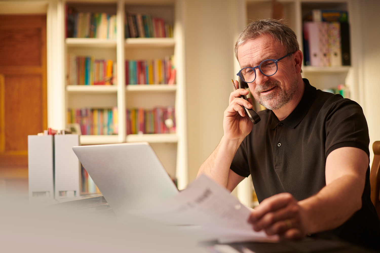 Business owner comparing custom formulation and private label.