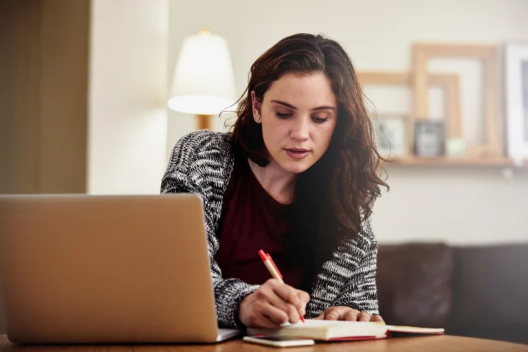 Entrepreneur creating checklist to research supplement manufacturer details
